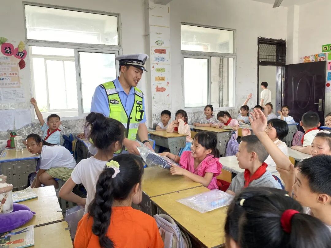 图片36.jpg